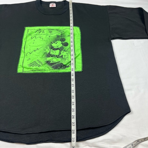 Vtg Disney Wear Mickey Mouse Crewneck Sweatshirt Sz Large 90s Scallop Cut B6 - Picture 7 of 7